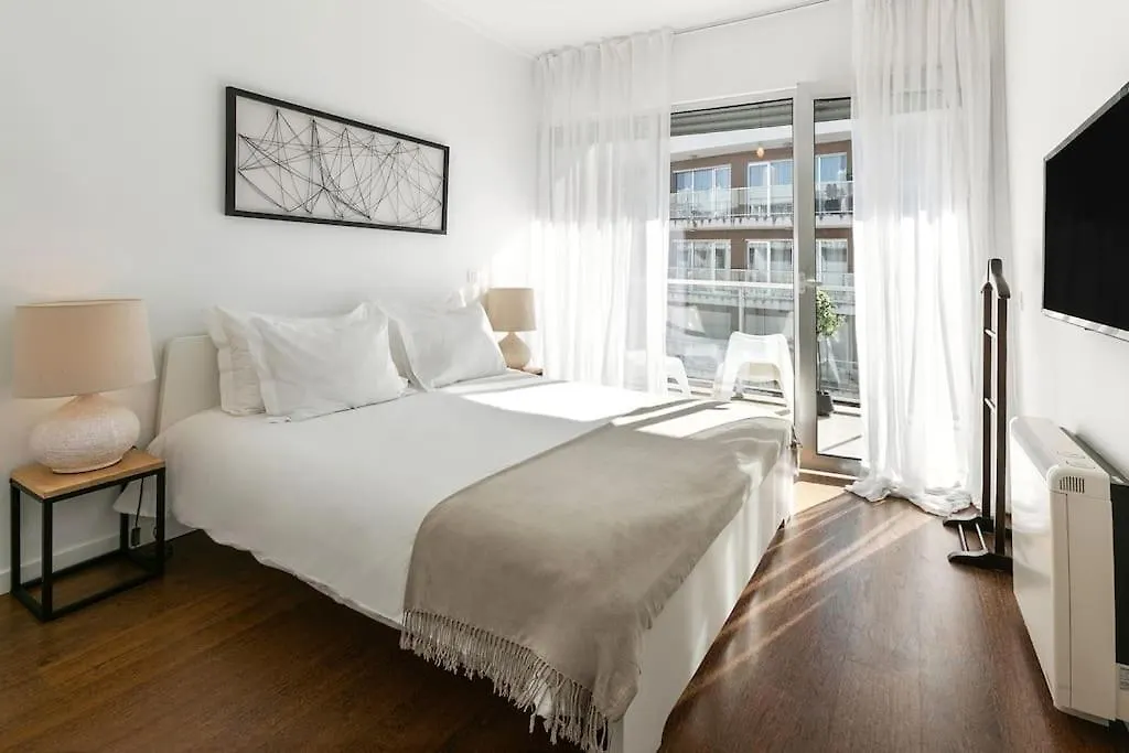 Lisbon Metro Apartment