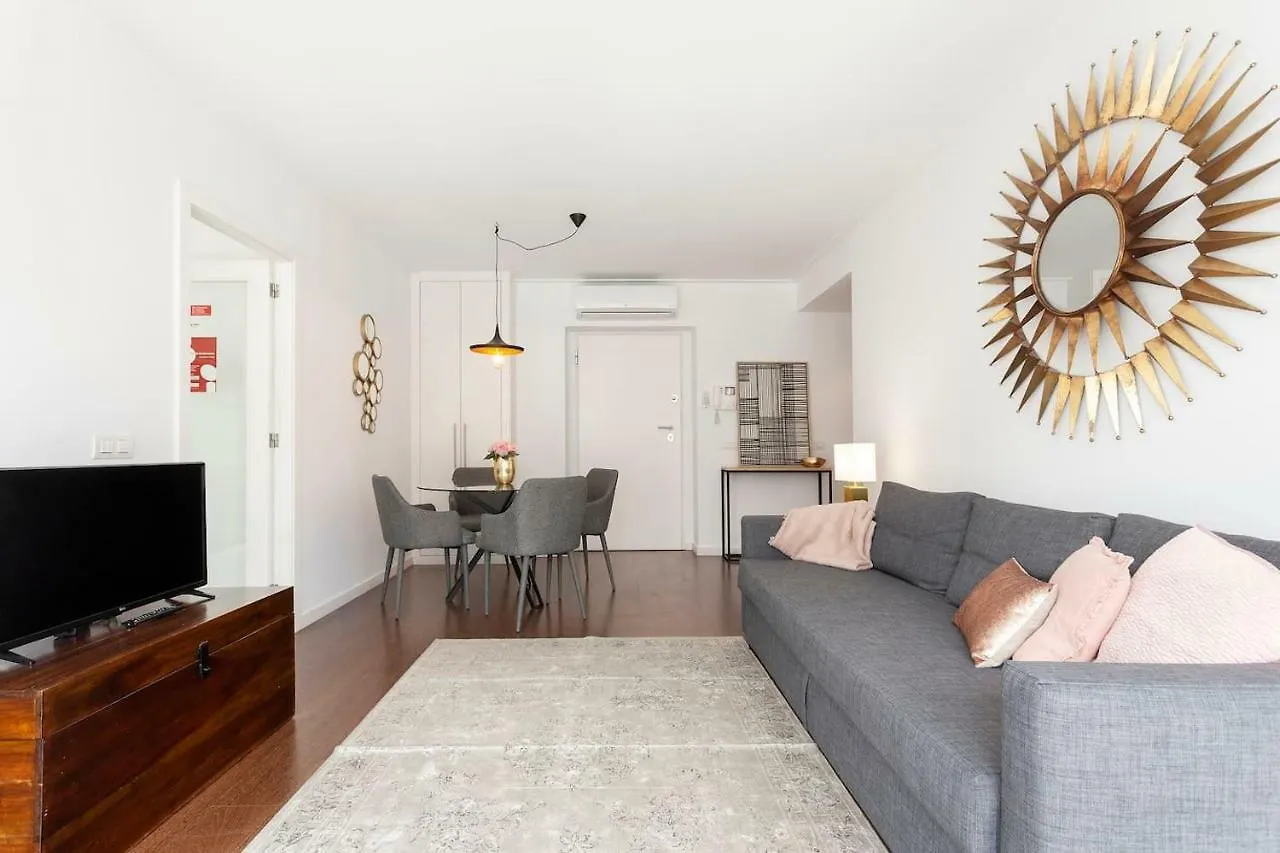 Lisbon Metro Apartment