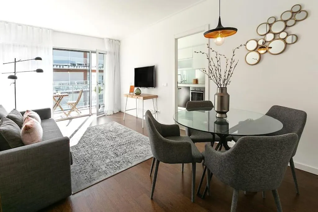 Lisbon Metro Apartment